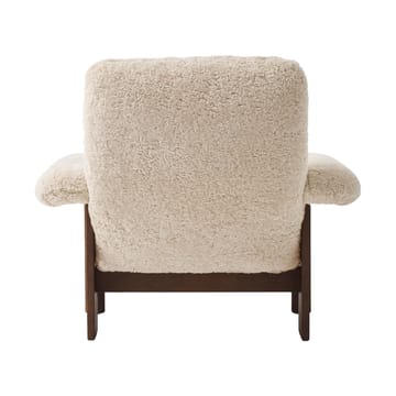 Brasilia nojatuoli - Dark oak-Nature sheepskin curly - Audo Copenhagen