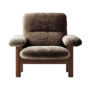 Brasilia nojatuoli - Dark oak-Sahara sheepskin curly - Audo Copenhagen