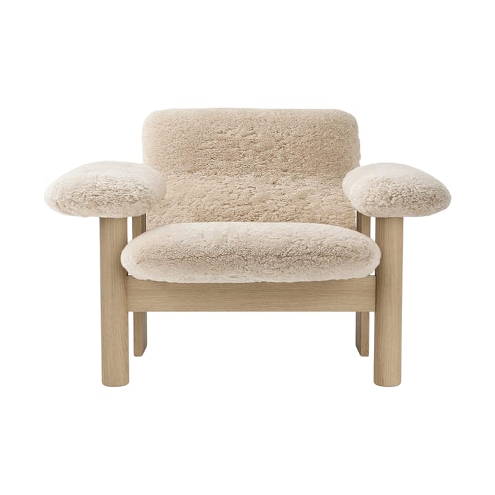 Brasilia nojatuoli low back, Natural oak-Nature sheepskin curly Audo Copenhagen