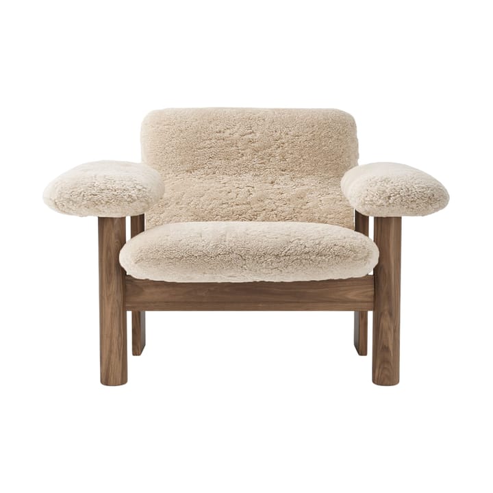 Brasilia nojatuoli low back, Walnut-Nature sheepskin curly Audo Copenhagen