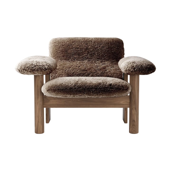 Brasilia nojatuoli low back, Walnut-Sahara sheepskin curly Audo Copenhagen