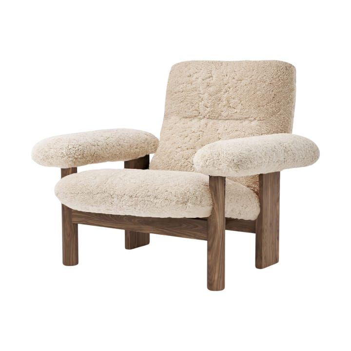 Brasilia nojatuoli - Walnut-Nature sheepskin curly - Audo Copenhagen