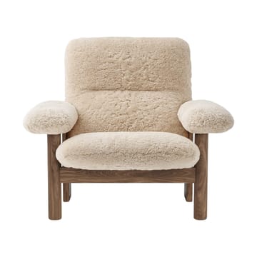 Brasilia nojatuoli - Walnut-Nature sheepskin curly - Audo Copenhagen