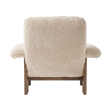 Brasilia nojatuoli - Walnut-Nature sheepskin curly - Audo Copenhagen