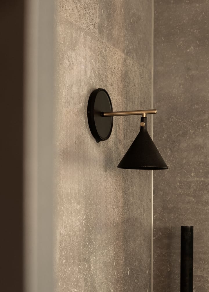 Cast Sconce seinävalaisin diffuser - Black - Audo Copenhagen