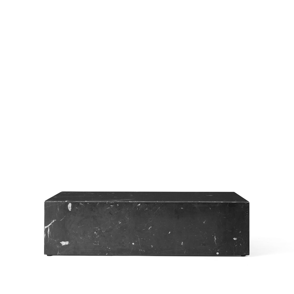 Audo Copenhagen Plinth sohvapöytä Black low