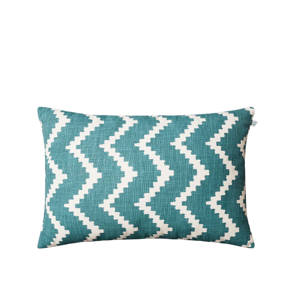 Chhatwal & Jonsson Ikat Sema -tyyny Heaven blue/offwhite 40 cm