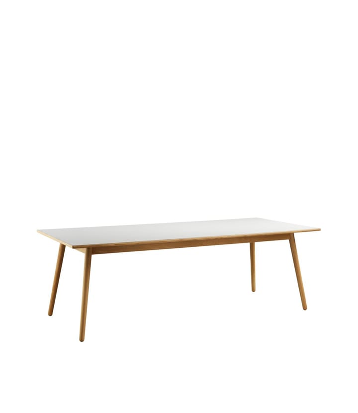 C35C ruokapöytä 95x220 cm - Light grey-oak nature lacquered - FDB Møbler