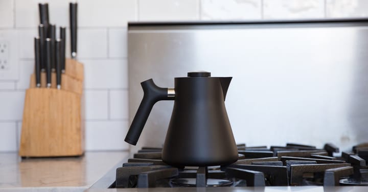 Raven Stovetop Tea Kettle 100 cl - Matte black - Fellow