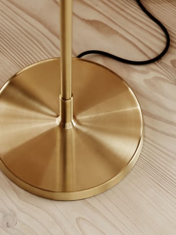 Clam lattiavalaisin 128 cm - Opal-brass - Fritz Hansen