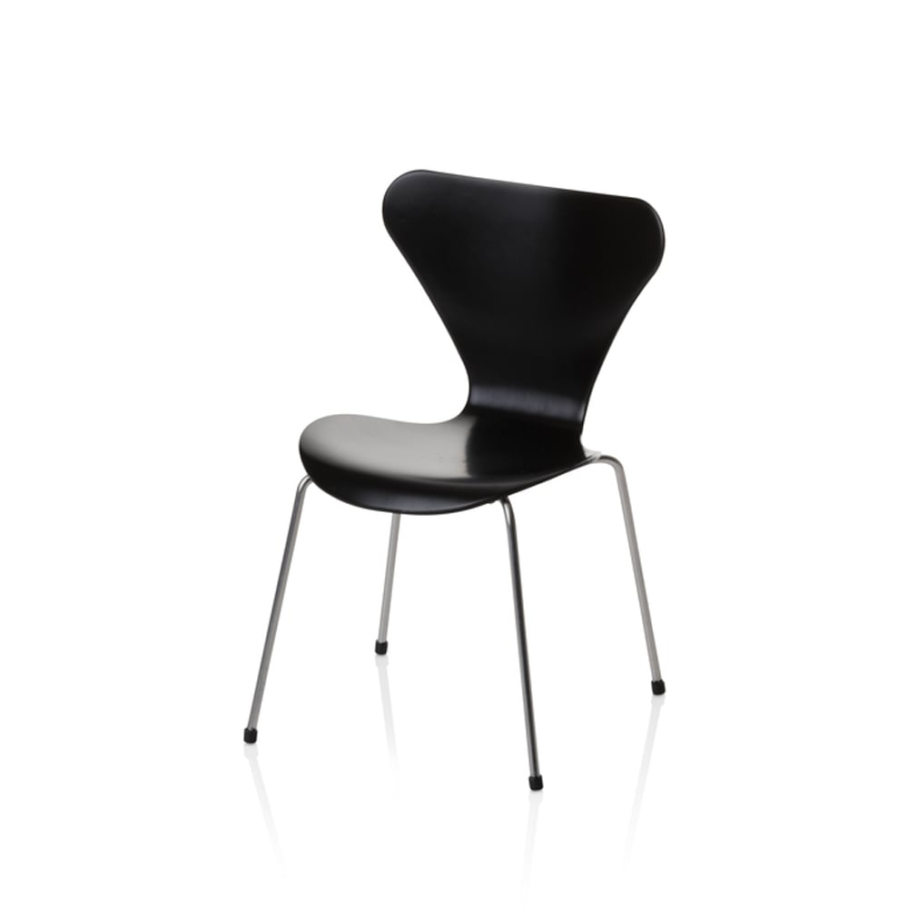 Fritz Hansen Series 7 Tuoli miniature Musta