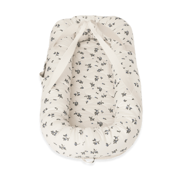 Blueberrysatiini tikattu babynest - 43x87x16 cm - Garbo&Friends