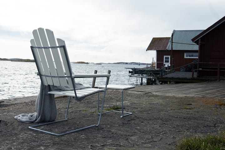 A3 aurinkotuoli, Valkoinen lakattu tammi-kuumasinkitty Grythyttan Stålmöbler