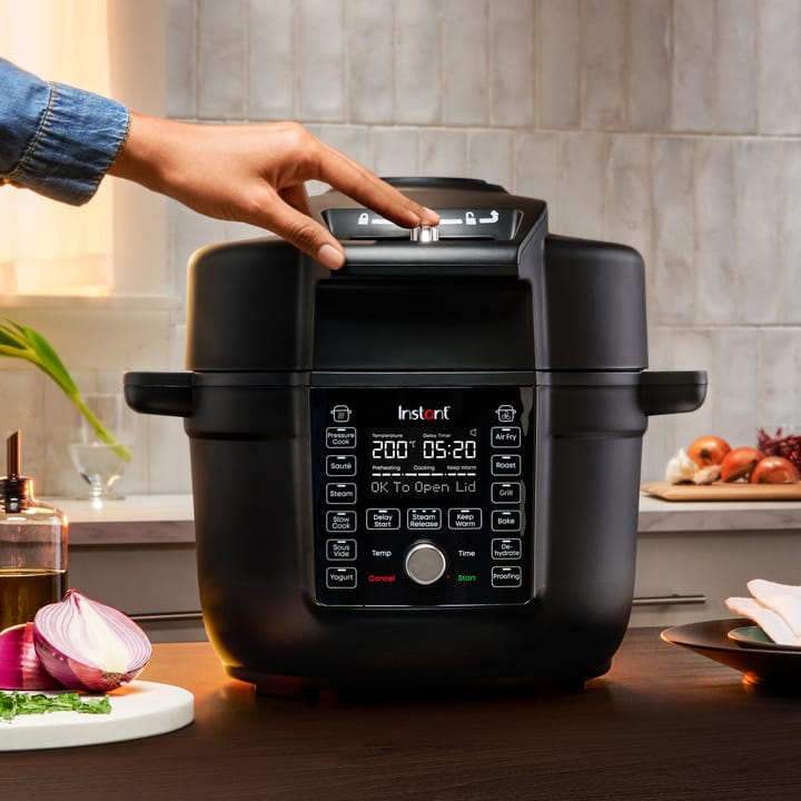 Instant Pot Duo Crisp Ultimate airfryer kansi 6,2 L, Musta Instant Pot