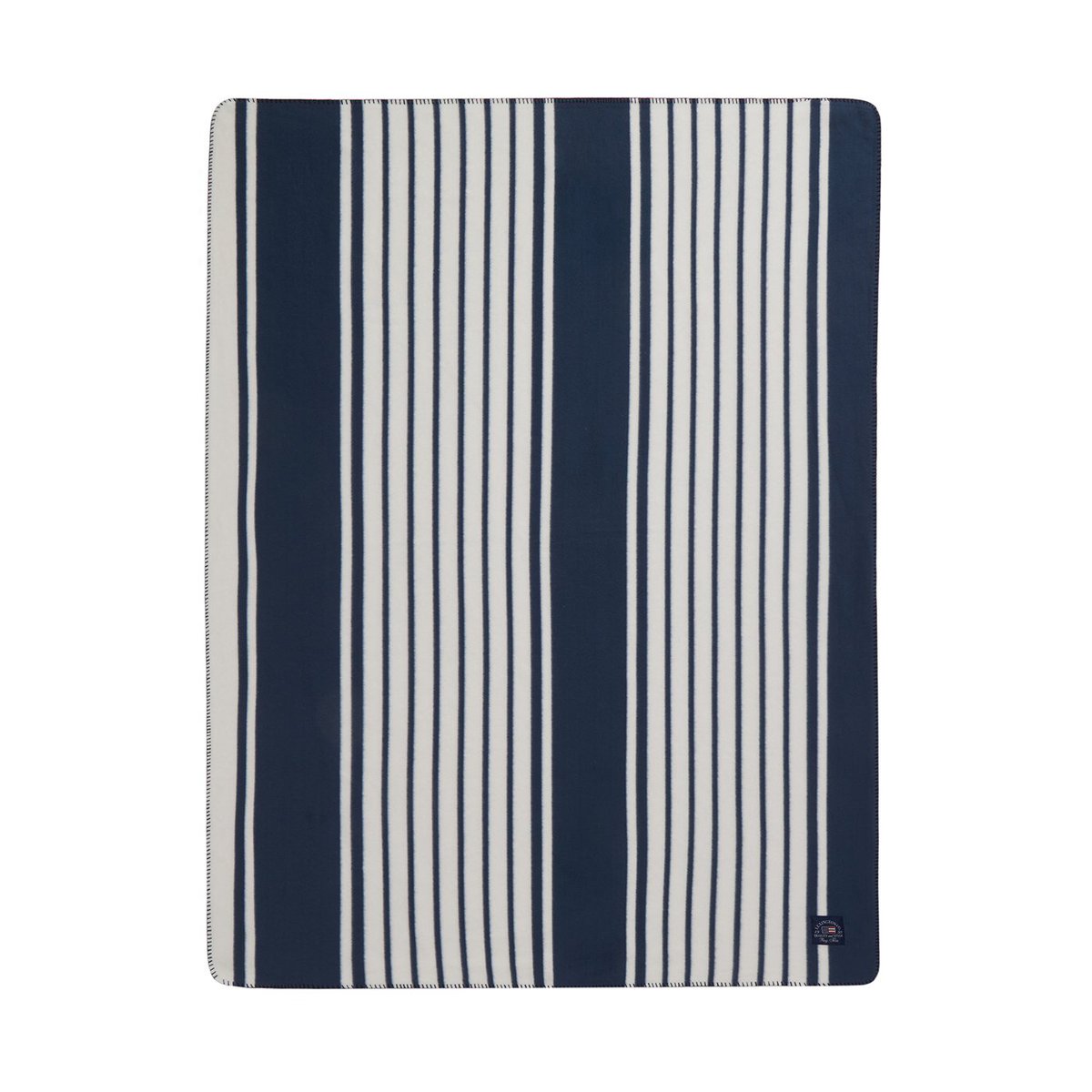 Lexington Striped Recycled Polyester fleecefiltti 130×170 cm Navy