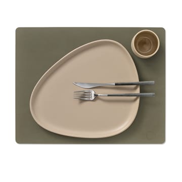 Square Nupo -pöytätabletti 35x45 cm - Army green - LIND DNA