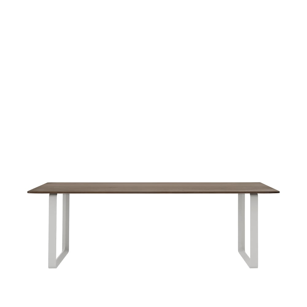 Muuto 70/70 ruokapöytä 225 x 90 cm Solid smoked oak-Grey