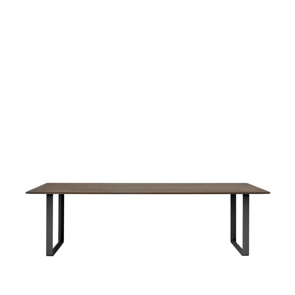 Muuto 70/70 ruokapöytä 255 x 108 cm Solid smoked oak-Black