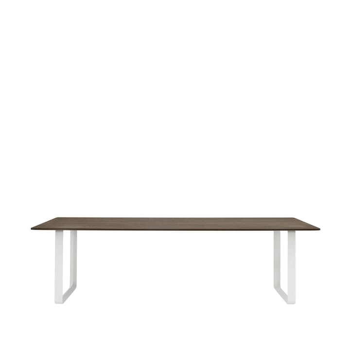 70/70 ruokapöytä 255 x 108 cm - Solid smoked oak-White - Muuto