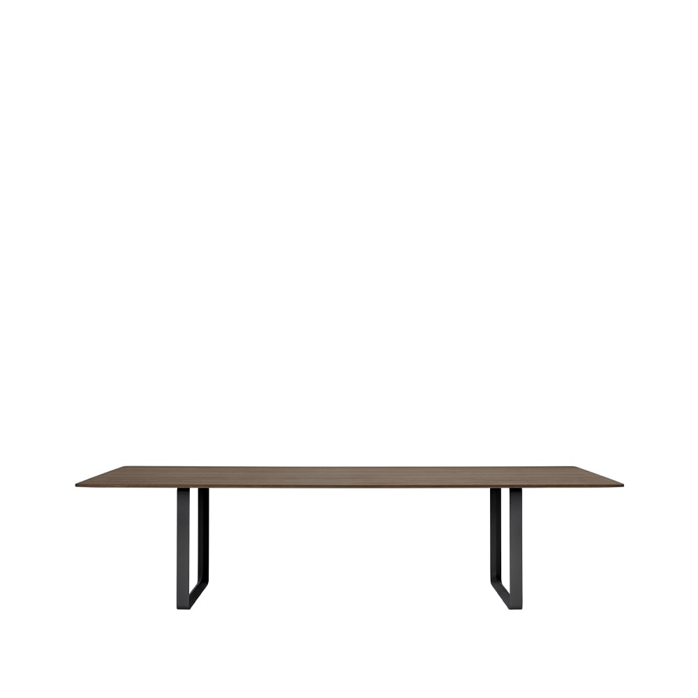 Muuto 70/70 ruokapöytä 295 x 108 cm Solid smoked oak-Black