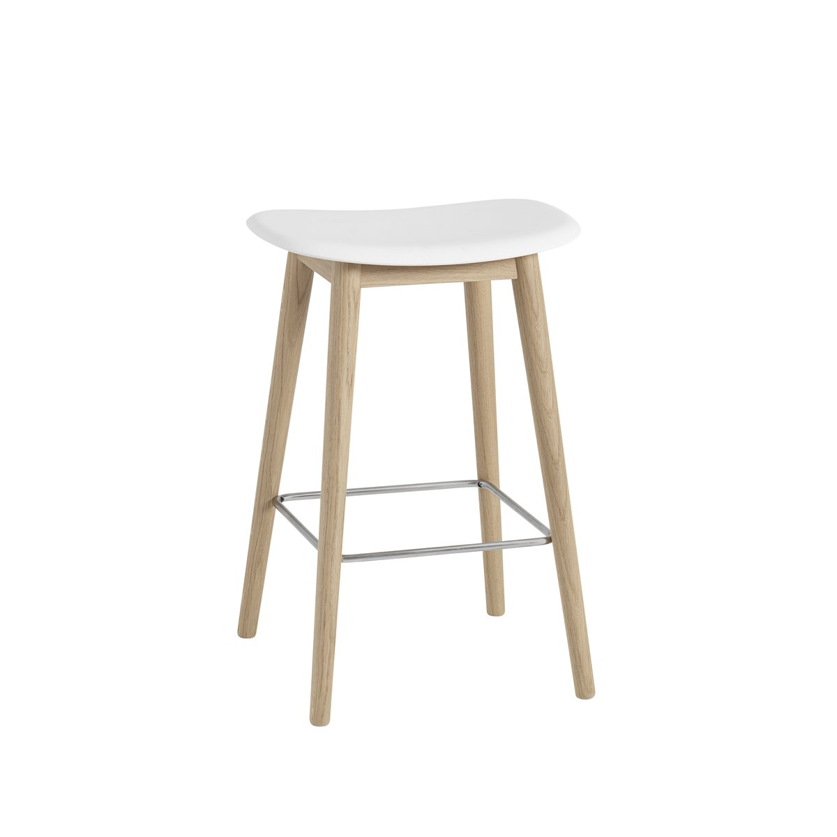 Muuto Fiber counter stool 65 cm White tammijalat