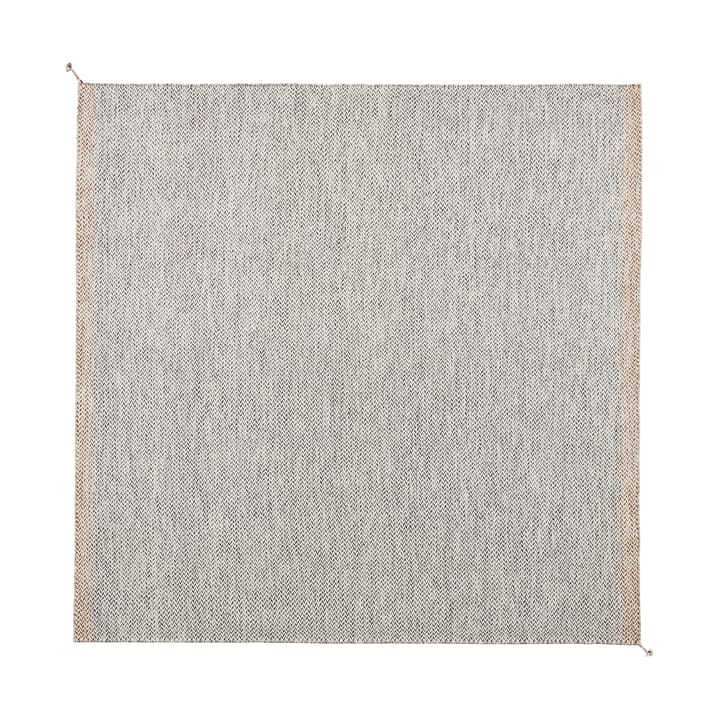 Ply matto 240x240 cm - Black-white - Muuto