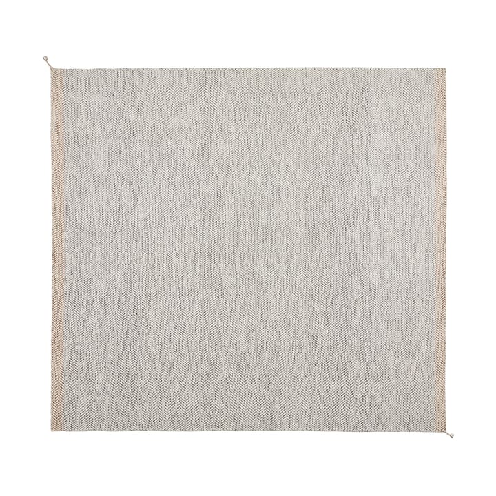 Ply matto 240x240 cm - Black-white - Muuto