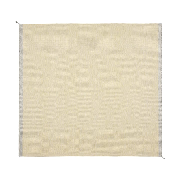 Ply matto 240x240 cm - Yellow - Muuto