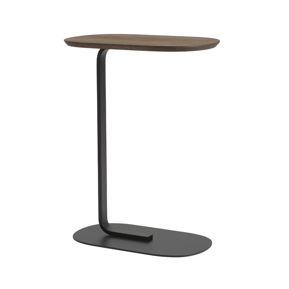 Muuto Relate sivupöytä K: 73,5 cm Smoked oak-Black