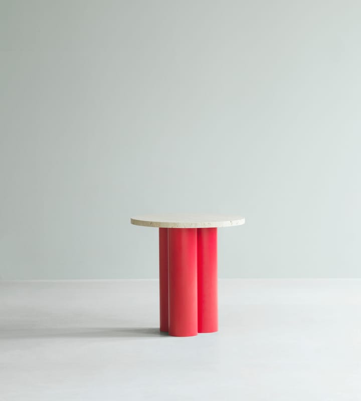 Dit sivupöytä Ø40 cm - Travertine Light-bright red - Normann Copenhagen