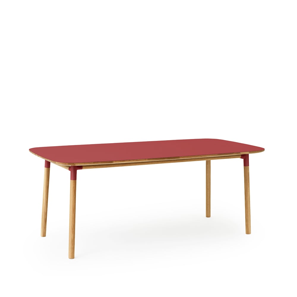 Normann Copenhagen Form ruokapöytä Red tammijalat 95 x 200 cm