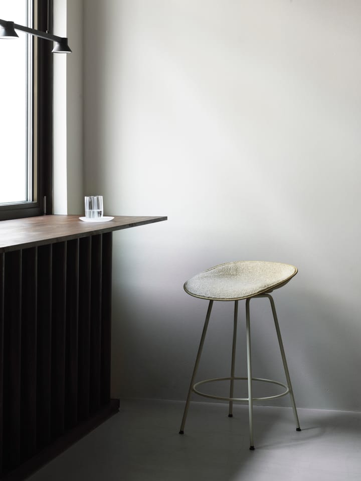 Mat Barstool baarijakkara 65 cm - Seaweed-black steel - Normann Copenhagen