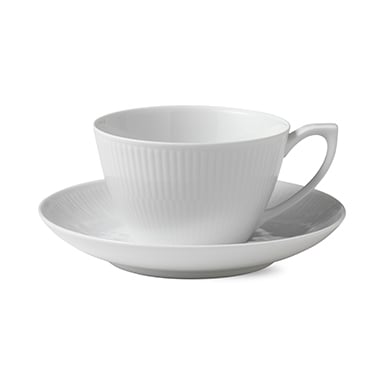 Royal Copenhagen White Fluted teekuppi ja aluslautanen 28 cl