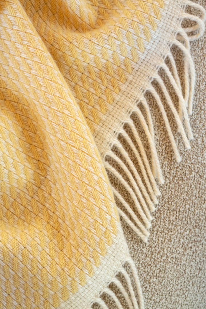 Mello peitto 150x210 cm, Lemon yellow Røros Tweed