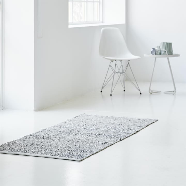 Leather matto 60 x 90 cm, light grey (vaaleanharmaa) Rug Solid