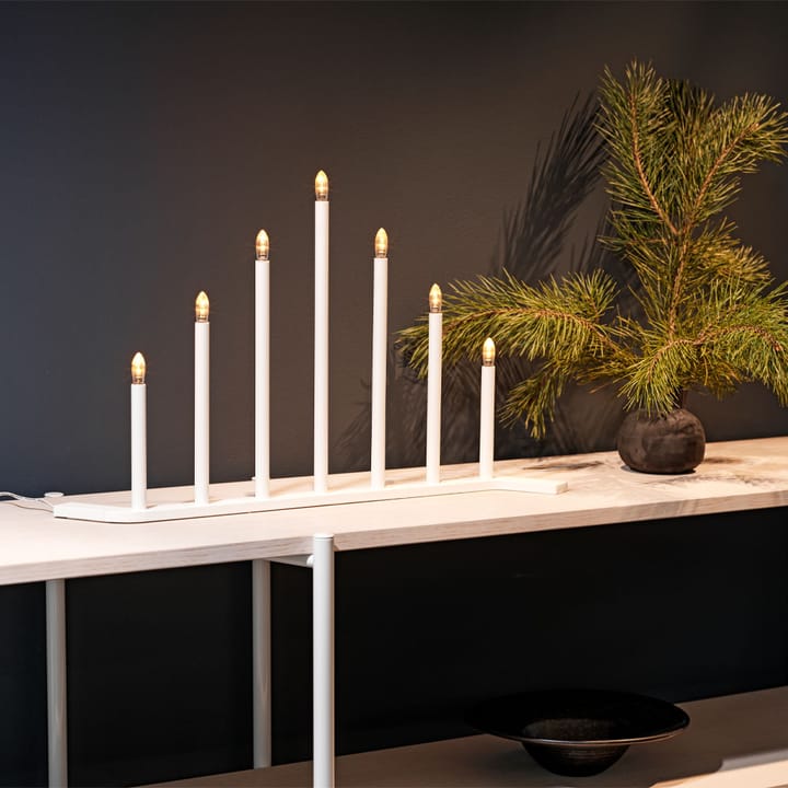 Advent RE -adventtikynttelikkö - Valkoinen, 7 kynttilää - SMD Design